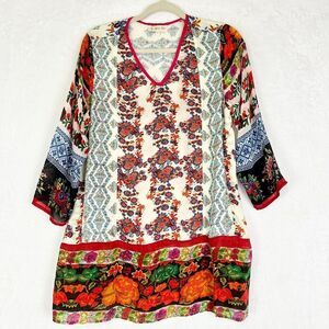 All About Her Floral Viscose Boho Tunic Size Large 3/4 Sleeve V-Neck